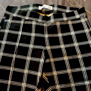 Old Navy Stevie pants in large